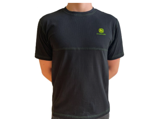 T-shirt noir à coutures décoratives