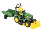 John Deere Lawn tractor+gardener